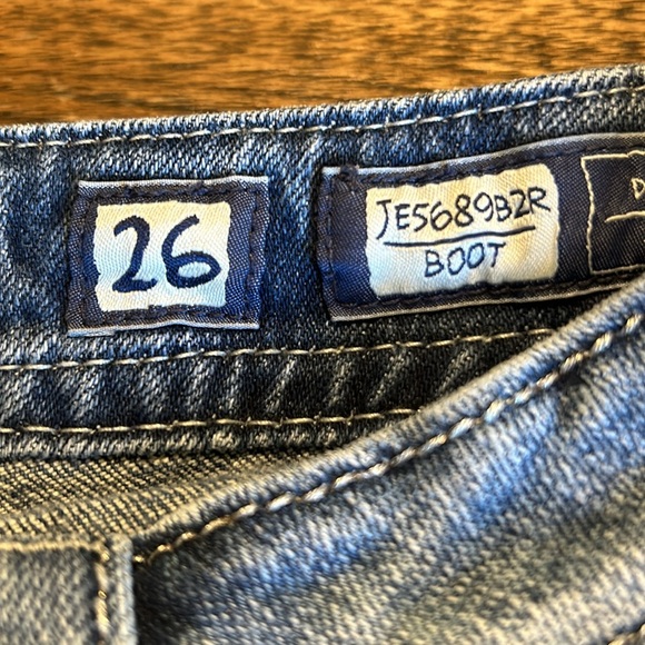 Miss Me Bootcut Jeans - Picture 4 of 6